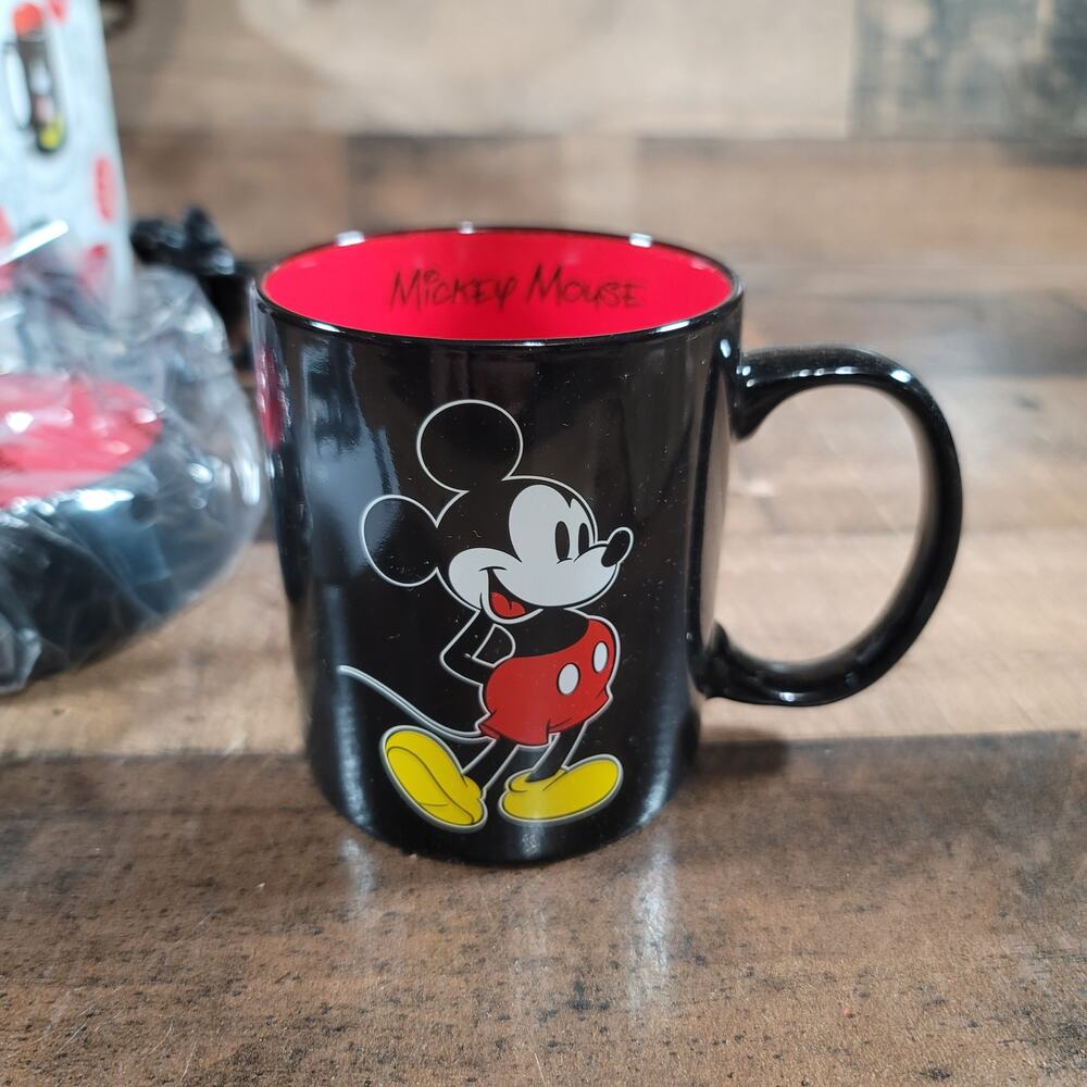 Disney Mickey Mouse Coffee Mug With Electric Warmer 10 Ounce Cup